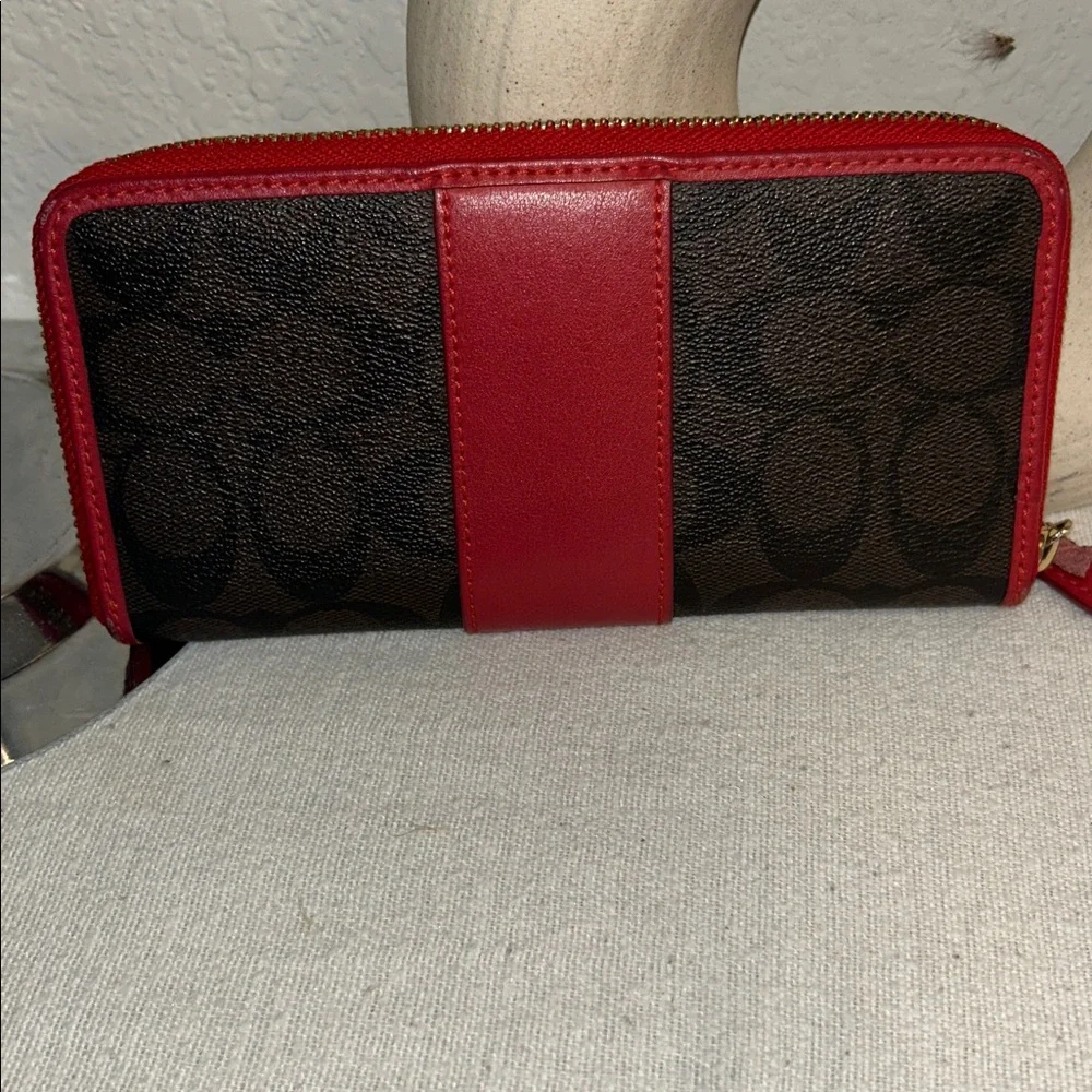 Coach long zippy wallet authentic